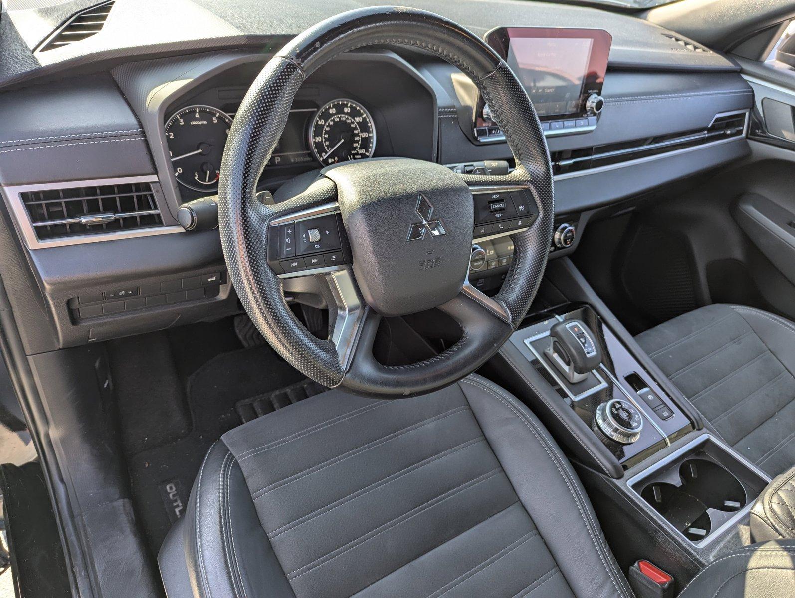 2022 Mitsubishi Outlander Vehicle Photo in Ft. Myers, FL 33907