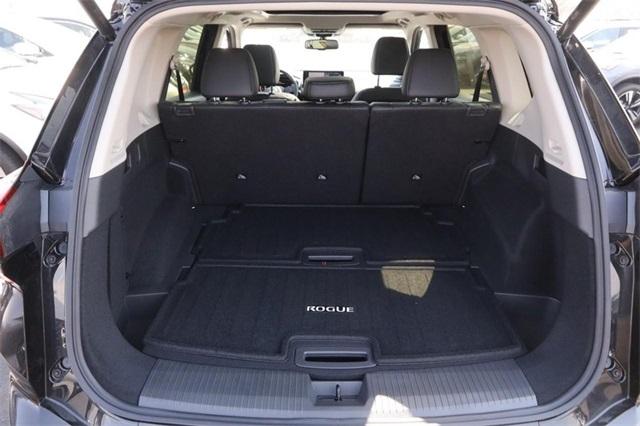 2025 Nissan Rogue Vehicle Photo in Hazelwood, MO 63042