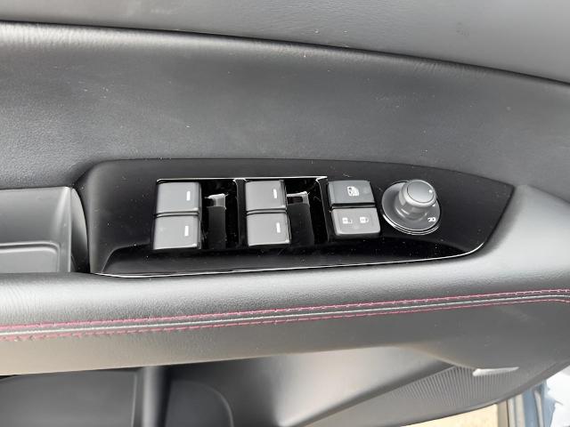 2025 Mazda CX-5 Vehicle Photo in Green Bay, WI 54304