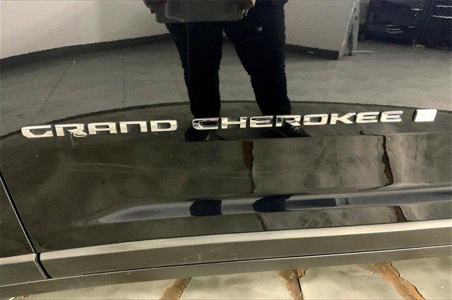 2023 Jeep Grand Cherokee L Vehicle Photo in KANSAS CITY, MO 64114-4545