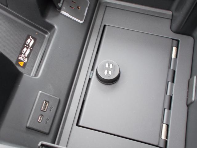 2025 GMC Sierra 2500 HD Vehicle Photo in LOWELL, MA 01852-4336