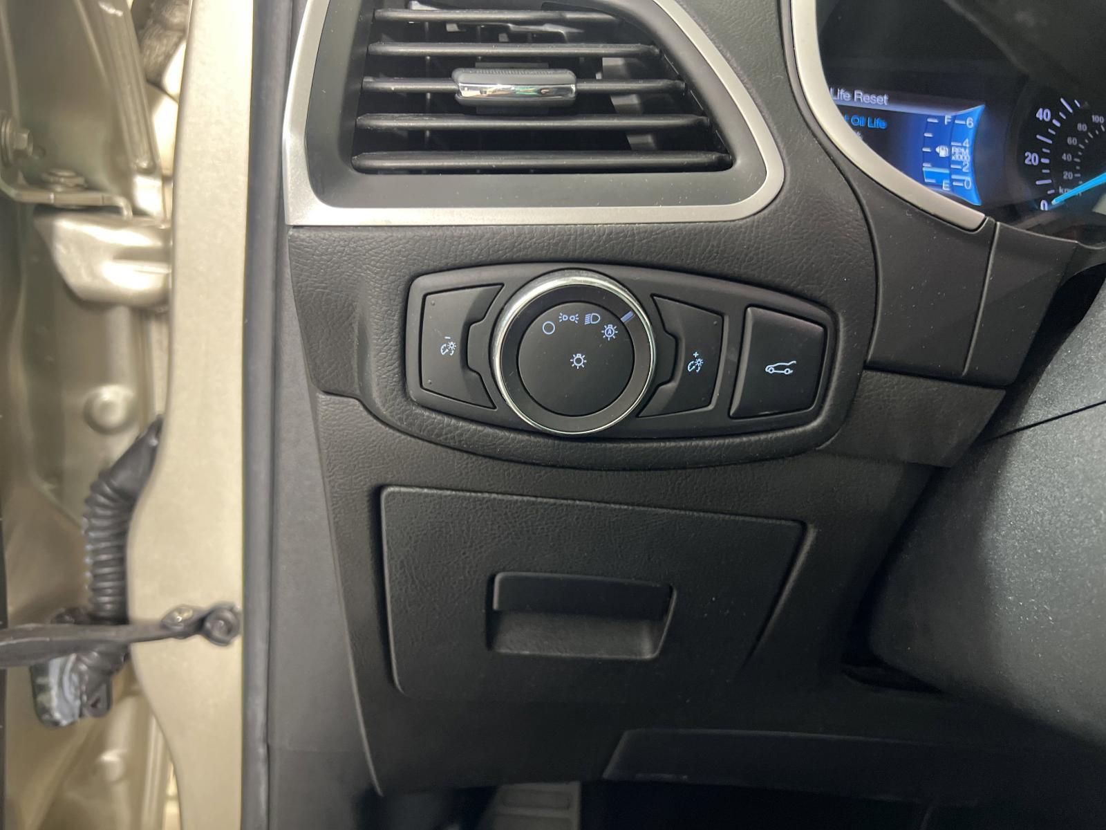 2017 Ford Edge Vehicle Photo in GEORGETOWN, TX 78626-7508