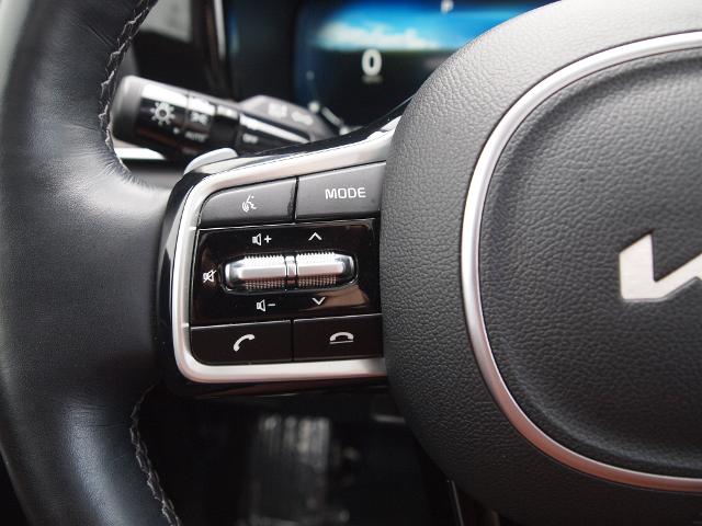 2023 Kia Sorento Vehicle Photo in MADISON, IN 47250-1611