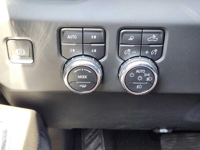 2024 GMC Sierra 1500 Vehicle Photo in DENTON, TX 76210-9321