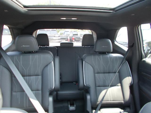 2025 Buick Enclave Vehicle Photo in LOWELL, MA 01852-4336