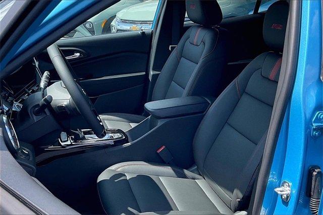 2025 Chevrolet Trax Vehicle Photo in KANSAS CITY, MO 64114-4502