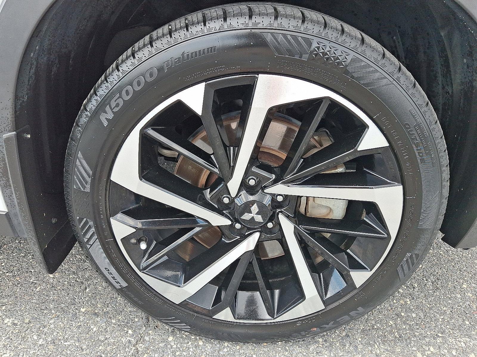 2022 Mitsubishi Outlander Vehicle Photo in BETHLEHEM, PA 18017-9401