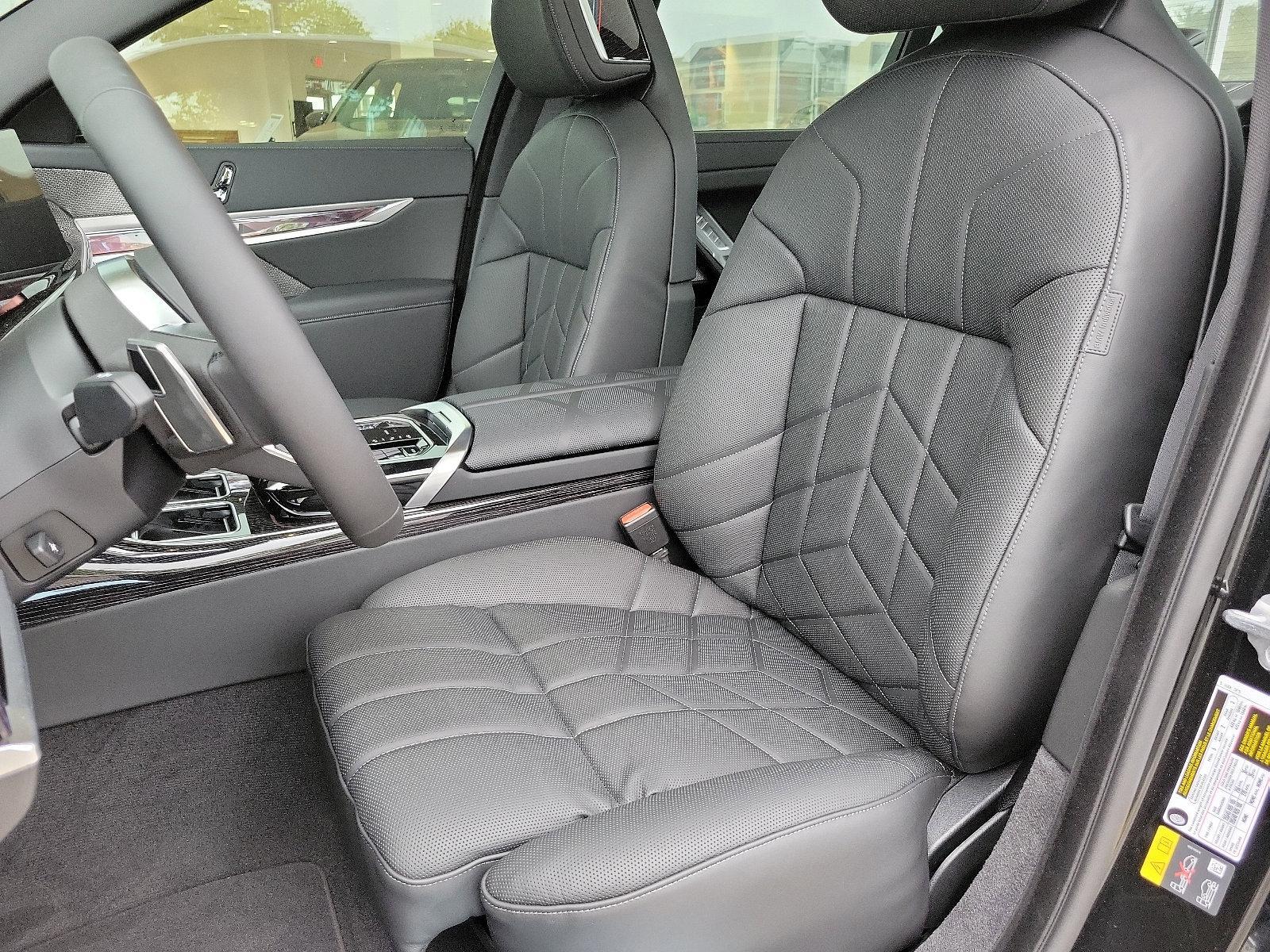 2024 BMW i7 Vehicle Photo in Lancaster, PA 17601
