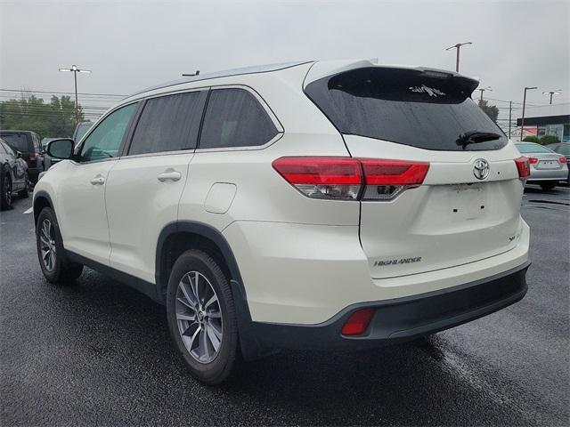 2019 Toyota Highlander Vehicle Photo in New Bloomfield, PA 17068