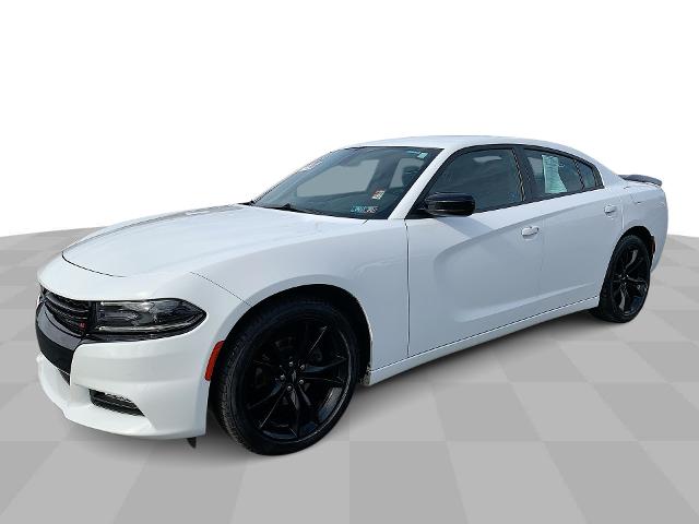 2018 Dodge Charger Vehicle Photo in MOON TOWNSHIP, PA 15108-2571