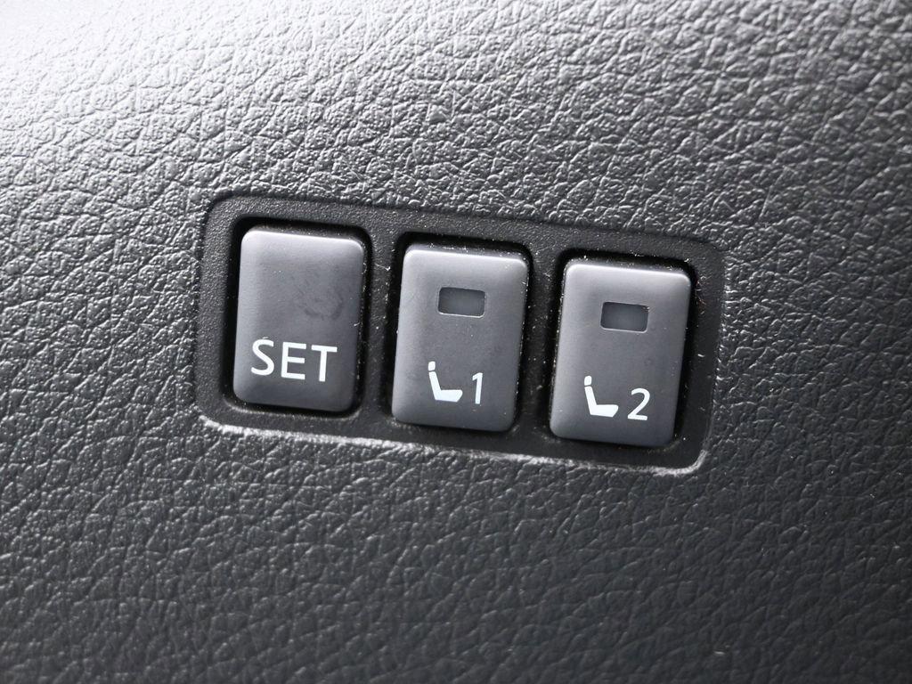 2020 Nissan Rogue Vehicle Photo in Marion, IA 52302