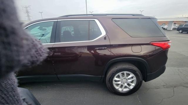 2021 Chevrolet Traverse Vehicle Photo in JOLIET, IL 60435-8135