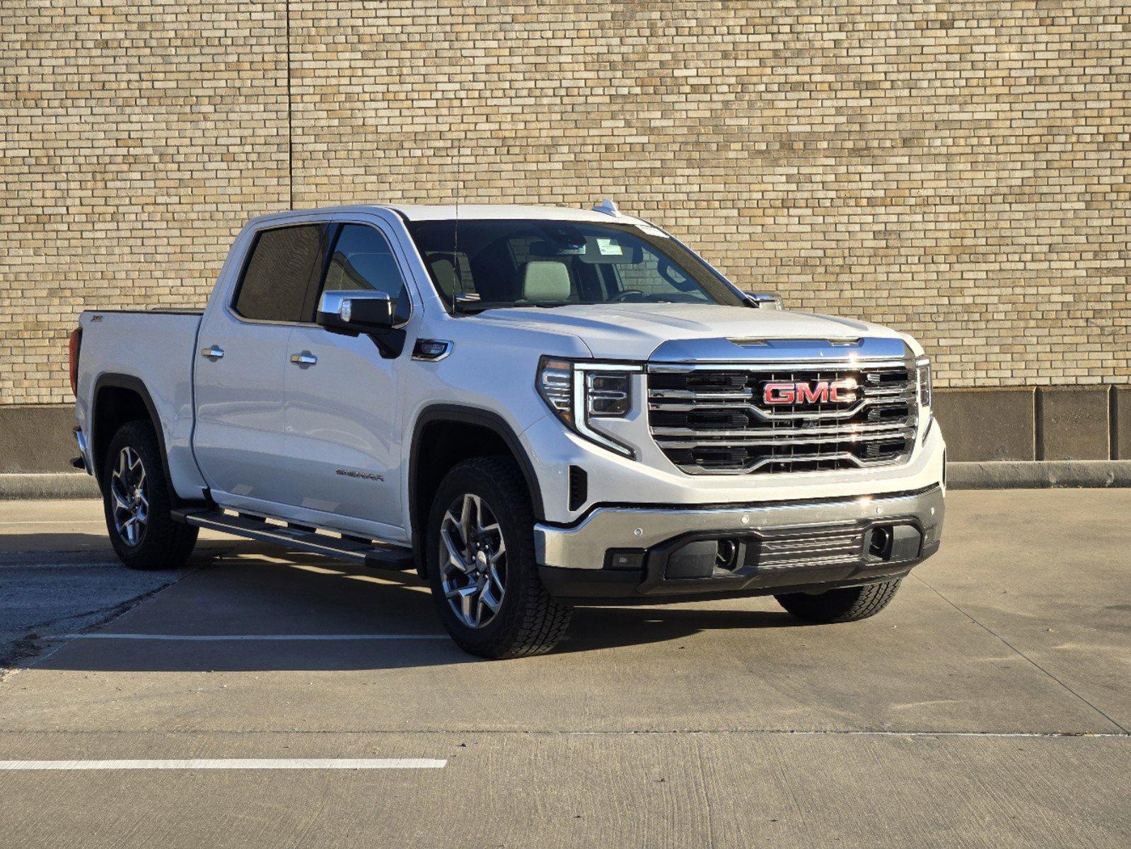 2024 GMC Sierra 1500 Vehicle Photo in DALLAS, TX 75209-3016