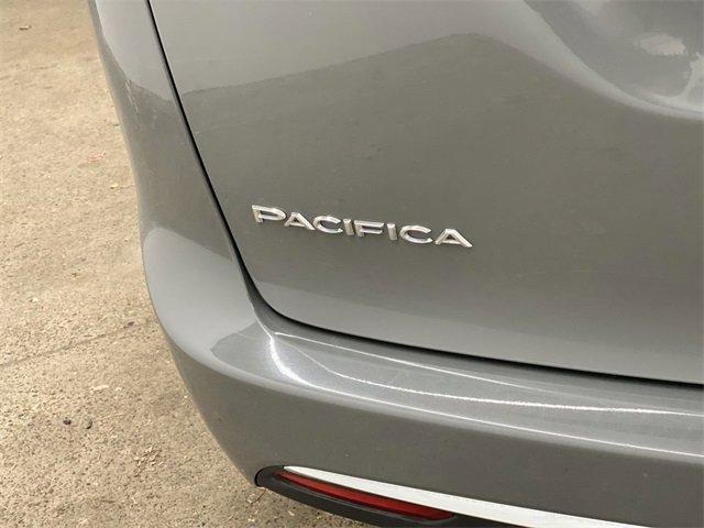 2022 Chrysler Pacifica Vehicle Photo in PORTLAND, OR 97225-3518