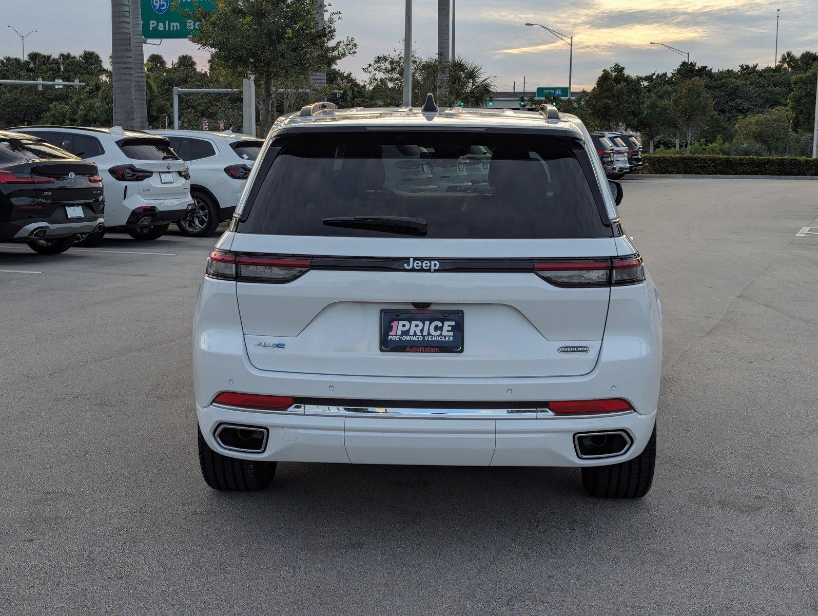 2024 Jeep Grand Cherokee 4xe Vehicle Photo in Delray Beach, FL 33444