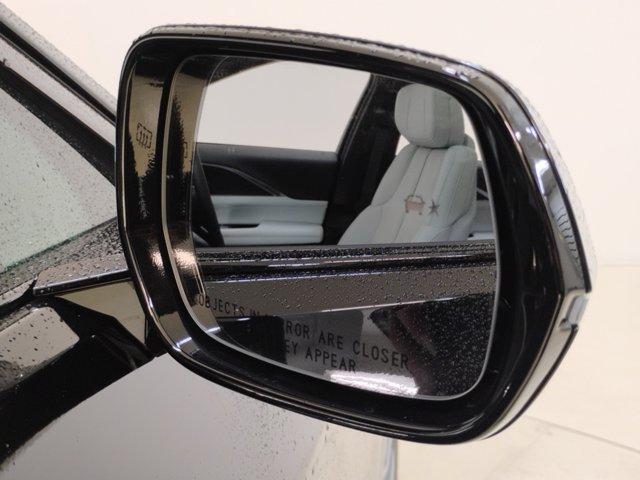 2024 Cadillac LYRIQ Vehicle Photo in PINEVILLE, NC 28134-8495