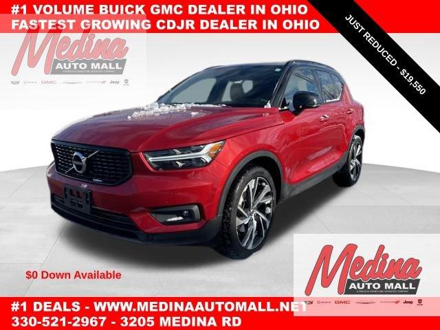 2020 Volvo XC40 Vehicle Photo in MEDINA, OH 44256-9631