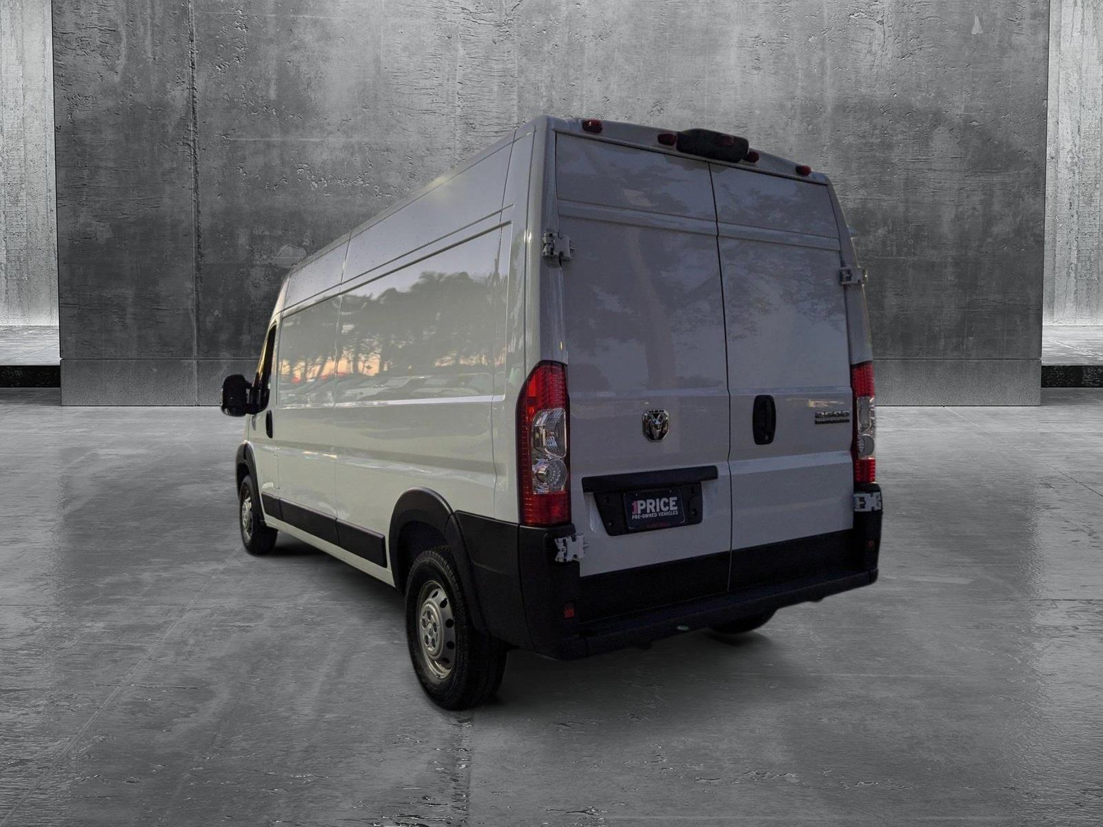 2023 Ram ProMaster Cargo Van Vehicle Photo in Miami, FL 33169