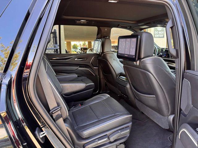 2021 Cadillac Escalade Vehicle Photo in DELRAY BEACH, FL 33483-3294