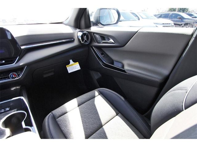 2025 Chevrolet Equinox Vehicle Photo in ROSENBERG, TX 77471-5675