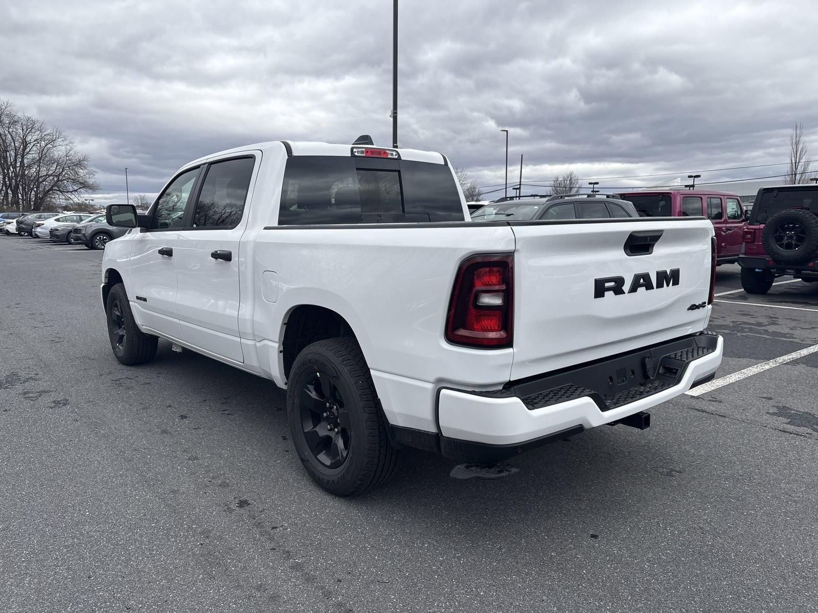 2025 Ram 1500 Vehicle Photo in Mechanicsburg, PA 17050-1707