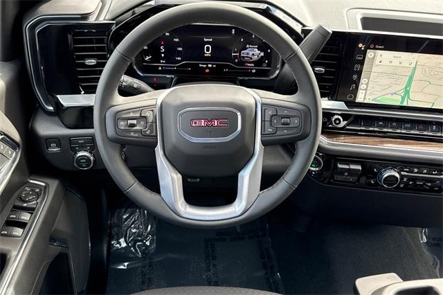 2025 GMC Sierra 1500 Vehicle Photo in ELK GROVE, CA 95757-8703