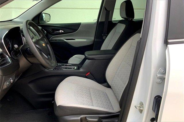 2022 Chevrolet Equinox Vehicle Photo in TOPEKA, KS 66609-0000