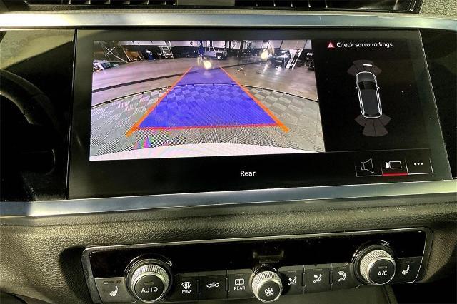 2024 Audi Q3 Vehicle Photo in Tulsa, OK 74129