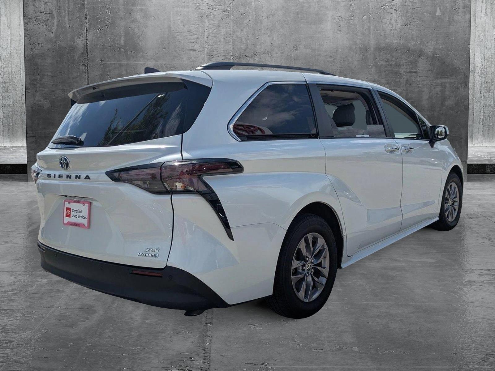 2023 Toyota Sienna Vehicle Photo in Winter Park, FL 32792
