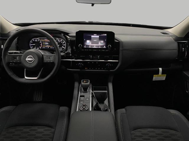 2025 Nissan Pathfinder Vehicle Photo in Appleton, WI 54913