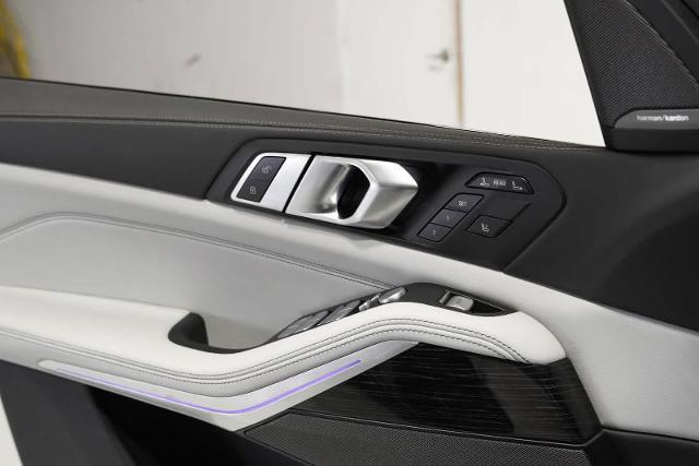 2025 BMW X7 xDrive40i Vehicle Photo in GRAPEVINE, TX 76051