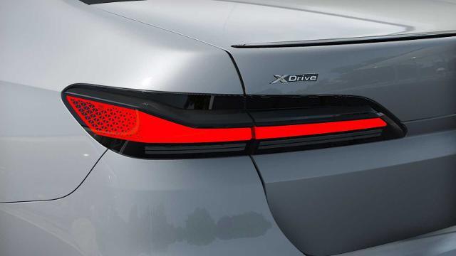 2025 BMW 760i xDrive Vehicle Photo in GRAPEVINE, TX 76051