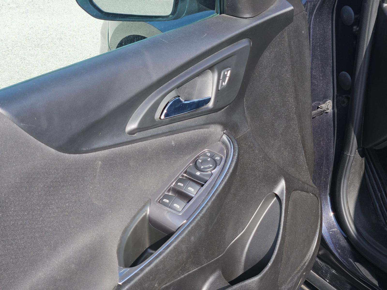 2022 Chevrolet Malibu Vehicle Photo in Seguin, TX 78155