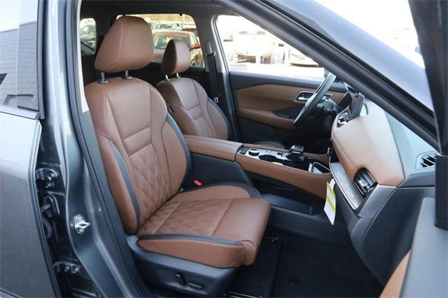 2025 Nissan Rogue Vehicle Photo in Hazelwood, MO 63042