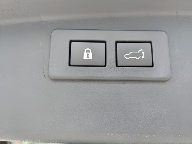 2025 Subaru Outback Vehicle Photo in Green Bay, WI 54304