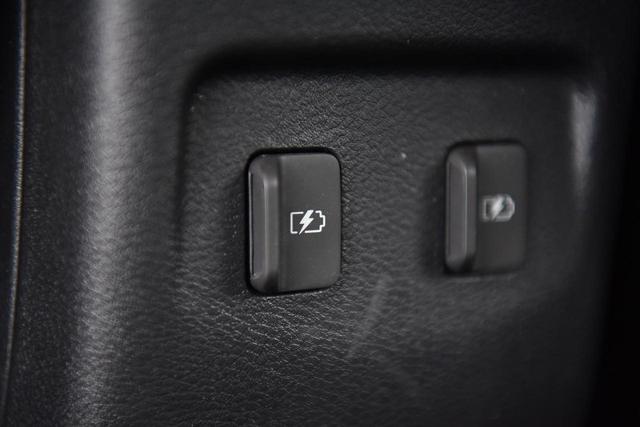 2024 Nissan Kicks Vehicle Photo in Ballwin, MO 63011