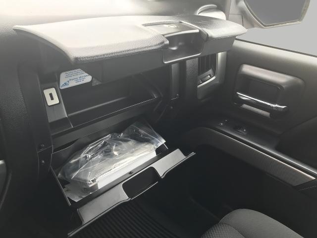 2018 Chevrolet Silverado 1500 Vehicle Photo in GREEN BAY, WI 54303-3330