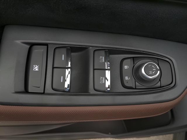 2025 Subaru Forester Vehicle Photo in Green Bay, WI 54304