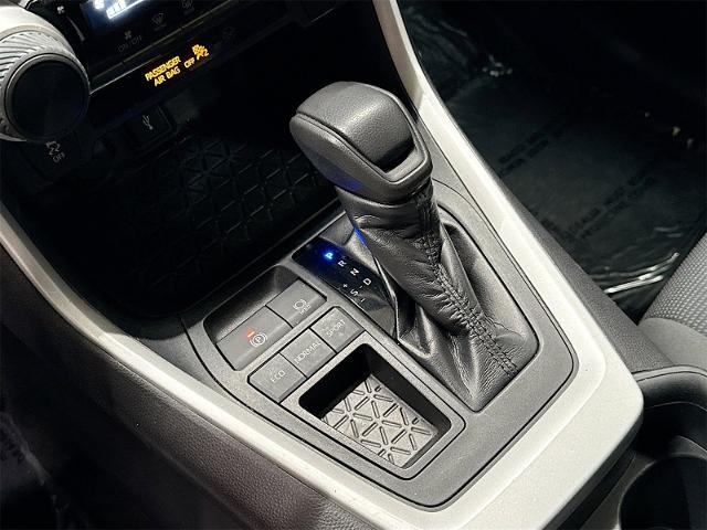 2020 Toyota RAV4 Vehicle Photo in EVERETT, WA 98203-5662