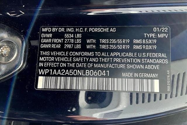 2022 Porsche Macan Vehicle Photo in Tulsa, OK 74145