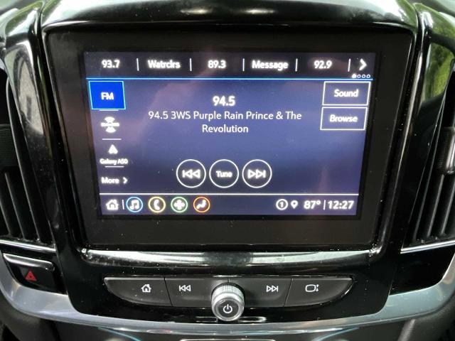2023 Chevrolet Traverse Vehicle Photo in PITTSBURGH, PA 15226-1209