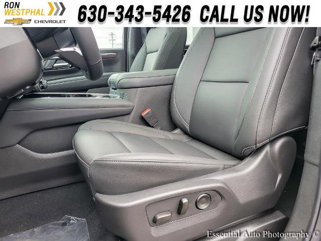 2025 Chevrolet Suburban Vehicle Photo in AURORA, IL 60503-9326