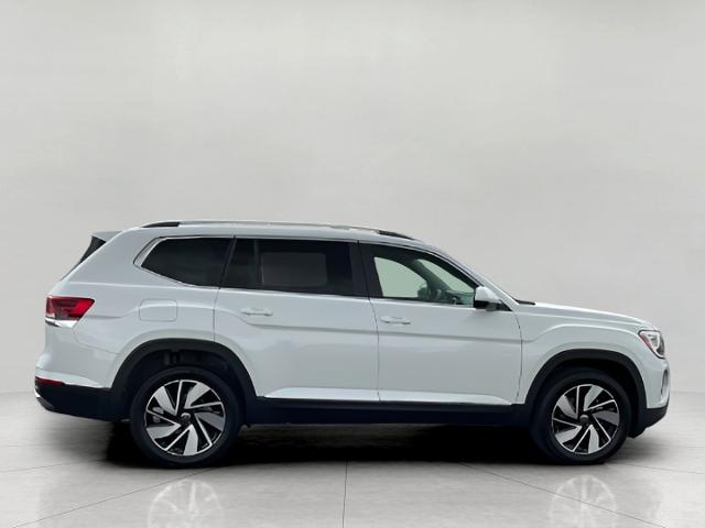 2024 Volkswagen Atlas Vehicle Photo in Oshkosh, WI 54904