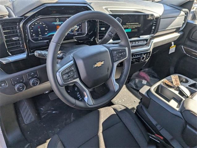 2025 Chevrolet Silverado 2500 HD Vehicle Photo in ENGLEWOOD, CO 80113-6708