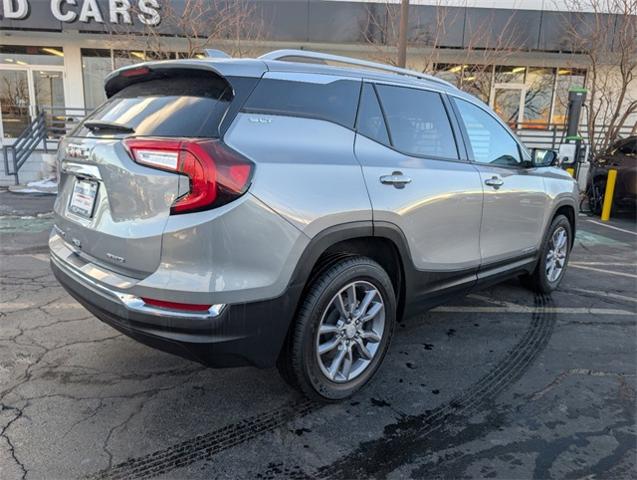 2024 GMC Terrain Vehicle Photo in AURORA, CO 80012-4011