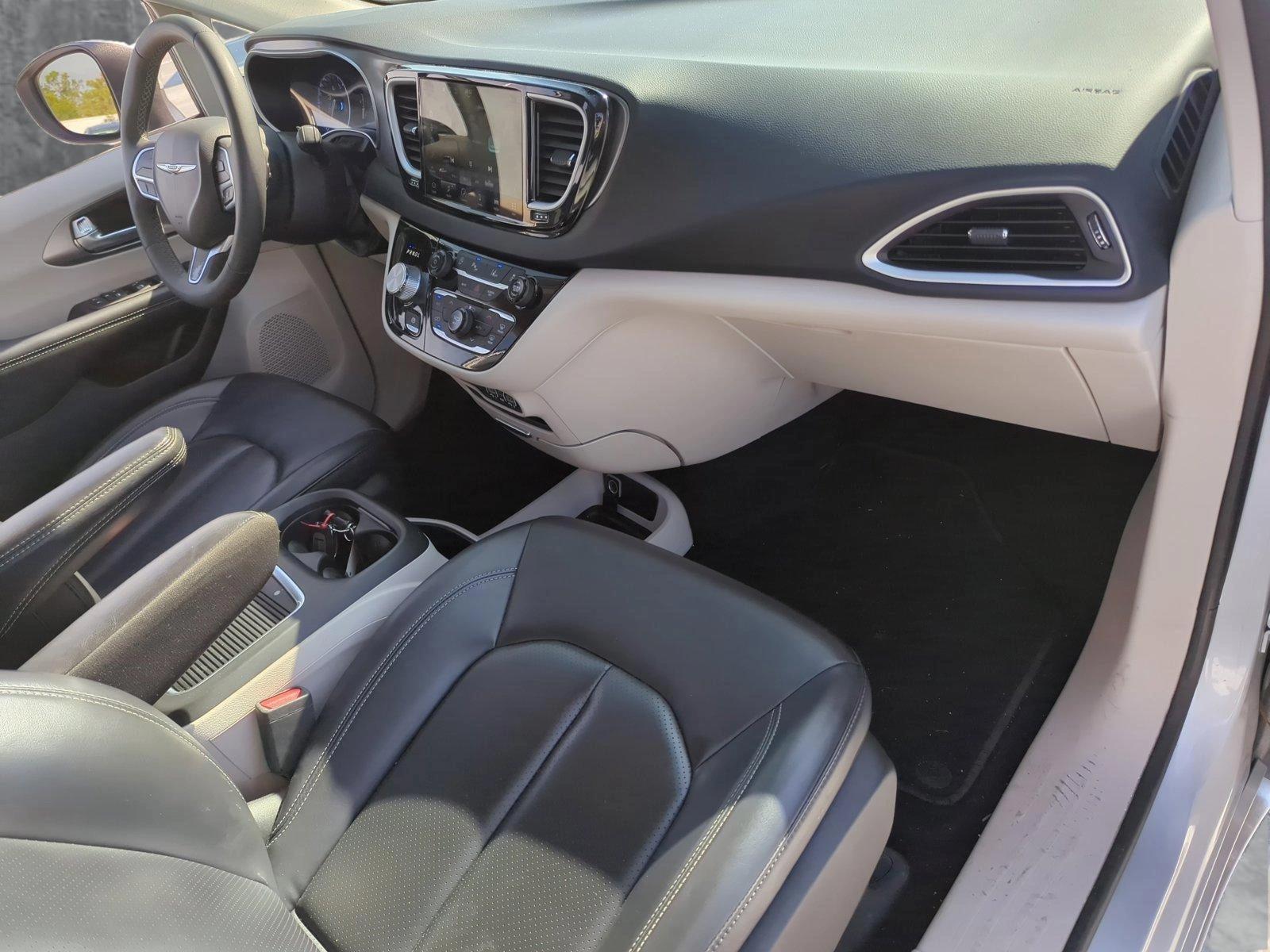 2023 Chrysler Pacifica Vehicle Photo in Ft. Myers, FL 33907