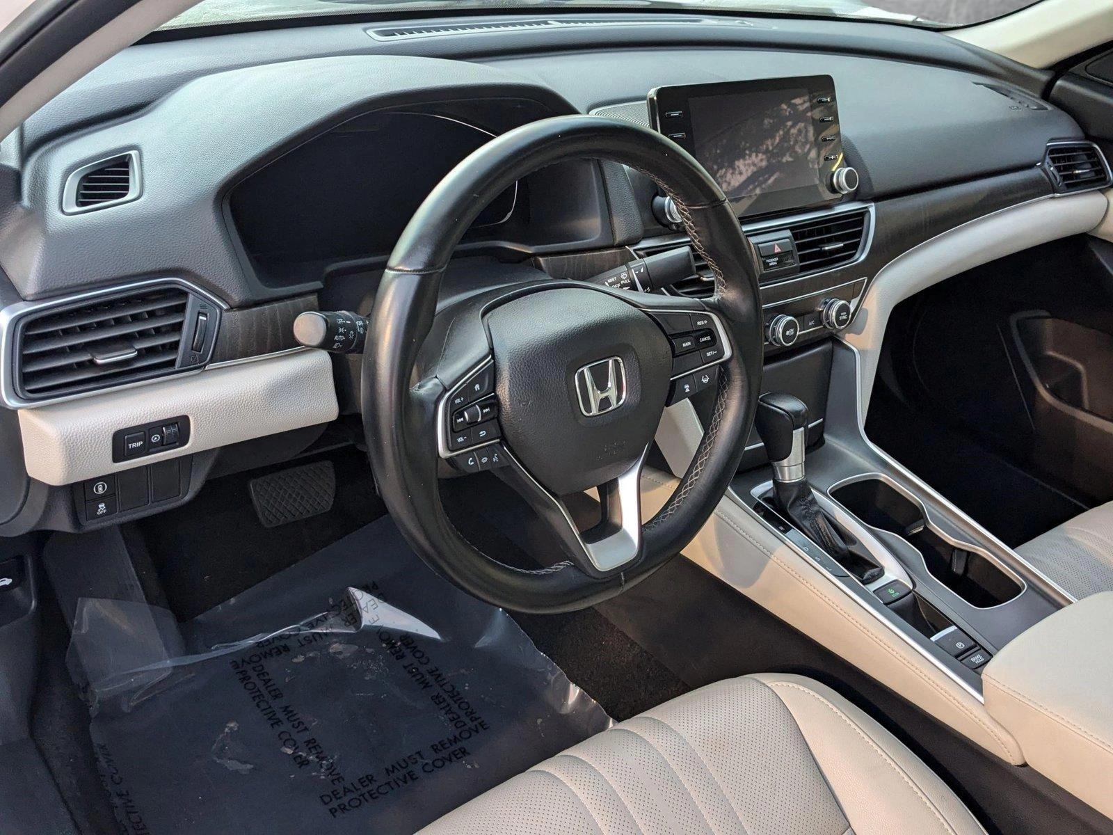 2020 Honda Accord Sedan Vehicle Photo in PEMBROKE PINES, FL 33024-6534