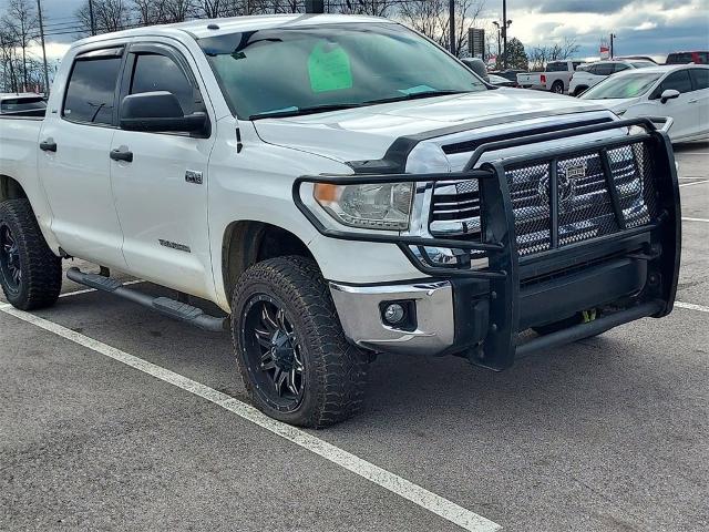 2016 Toyota Tundra 4WD Truck Vehicle Photo in ALCOA, TN 37701-3235