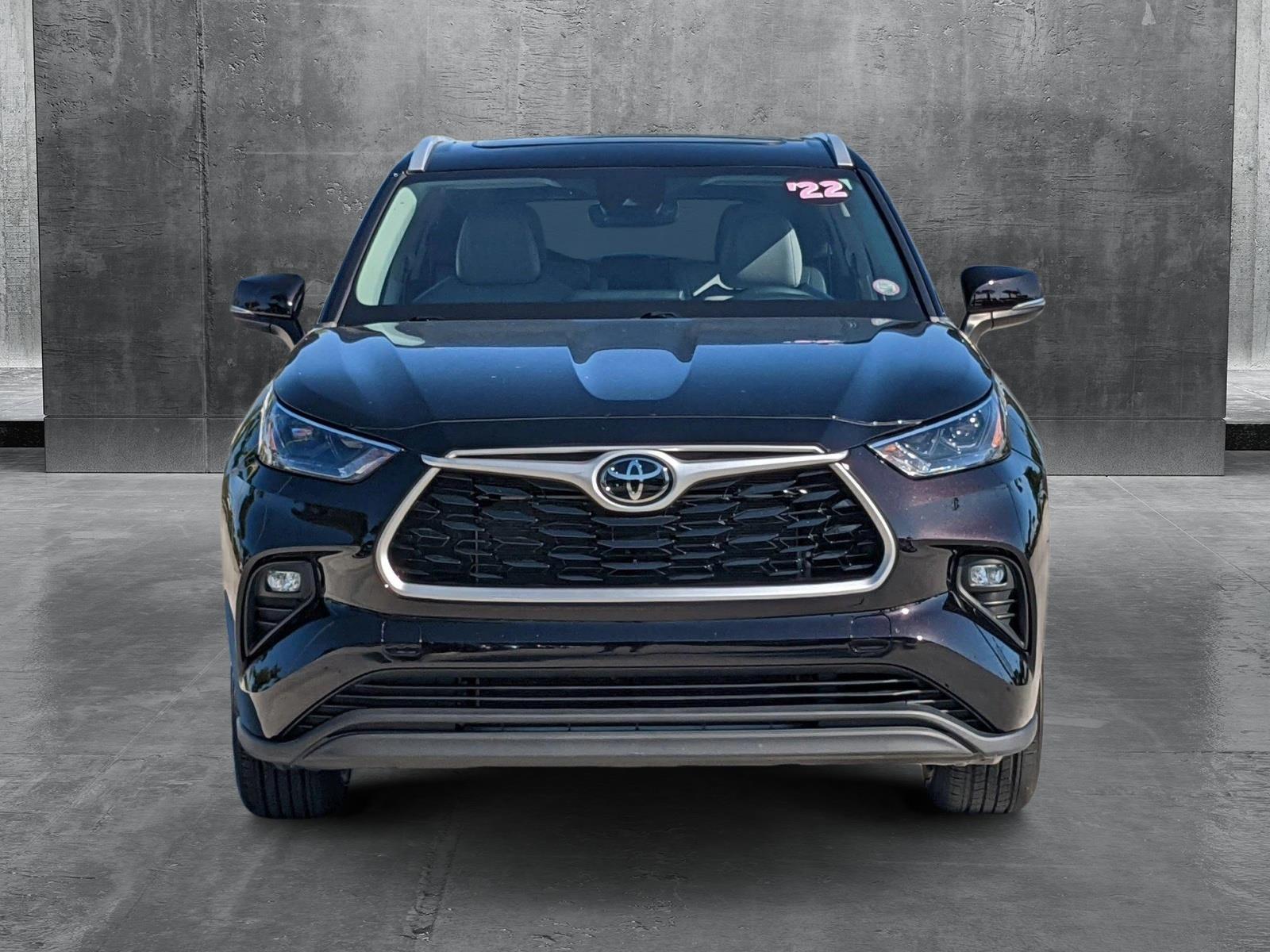 2022 Toyota Highlander Vehicle Photo in Davie, FL 33331