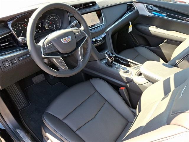 2025 Cadillac XT5 Vehicle Photo in ALLENTOWN, PA 18103-7399